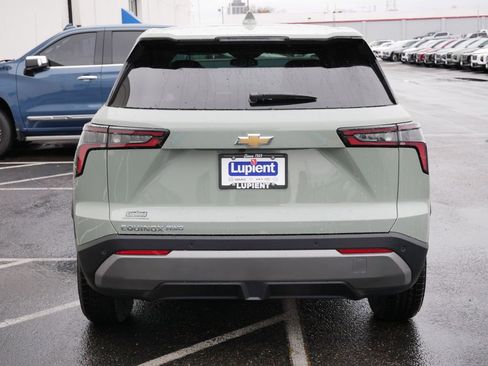 New 2026 Chevrolet Equinox LT w/ Convenience Package II image 4
