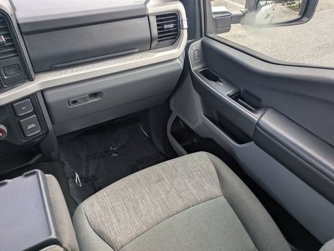 Certified 2025 Ford F250 XLT AWD/4WD image 17