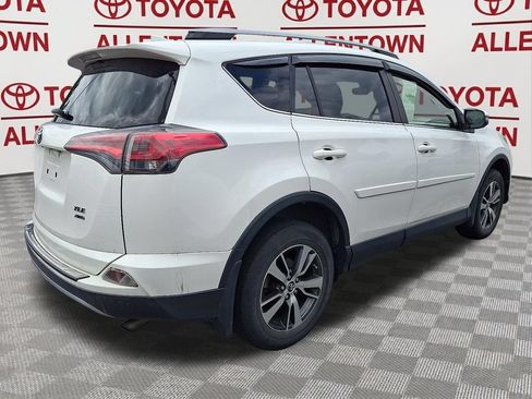 Used 2018 Toyota RAV4 XLE w/ Plus Extra Value Package AWD/4WD image 8