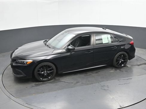 Used 2023 Honda Civic Sport image 35