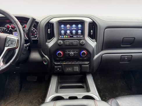 Used 2021 Chevrolet Silverado 1500 LT Trail Boss w/ Convenience Package II AWD/4WD image 11