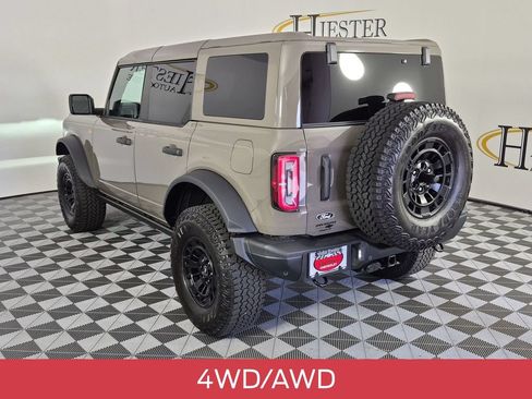 Used 2026 Ford Bronco Badlands AWD/4WD image 6