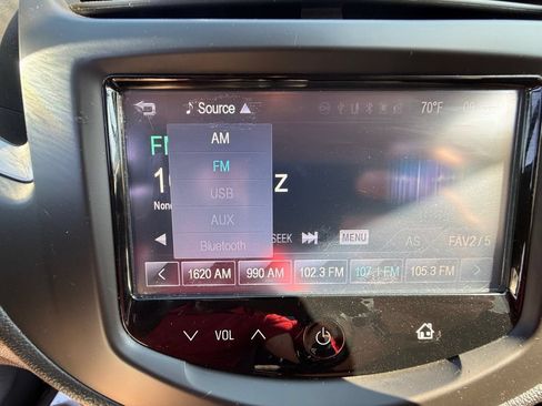 Used 2016 Chevrolet Trax LS AWD/4WD image 27