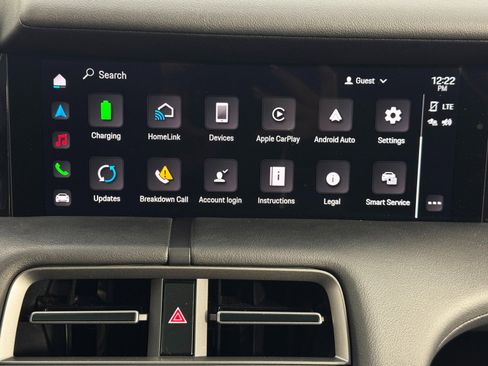 Used 2022 Porsche Taycan image 29