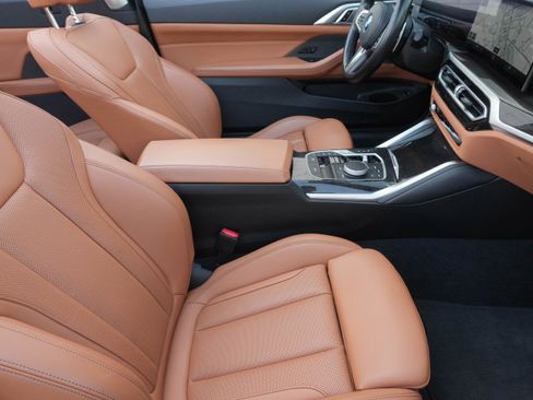 Used 2024 BMW M440i Convertible w/ Premium Package image 14