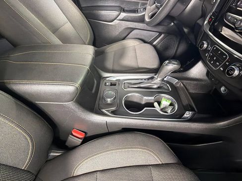 Used 2020 Chevrolet Traverse LS FWD image 36