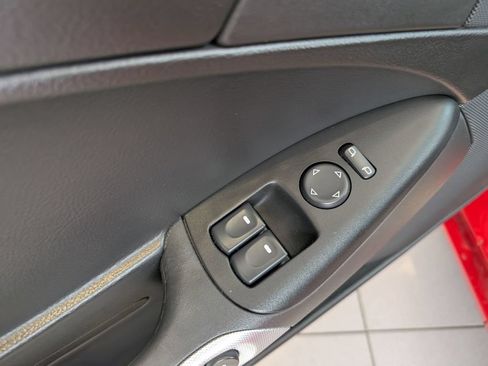 Used 2007 Chevrolet Corvette Coupe w/ Preferred Equipment Group RWD image 12