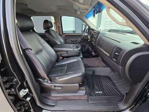 Used 2014 GMC Sierra 2500 SLE w/ SLE Preferred Package AWD/4WD image 20