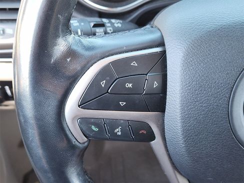 Used 2019 Jeep Grand Cherokee Limited image 28