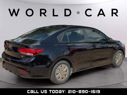 Used 2019 Kia Rio S w/ Technology Package FWD image 3