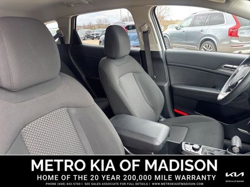 Used 2023 Kia Sportage LX AWD/4WD image 38