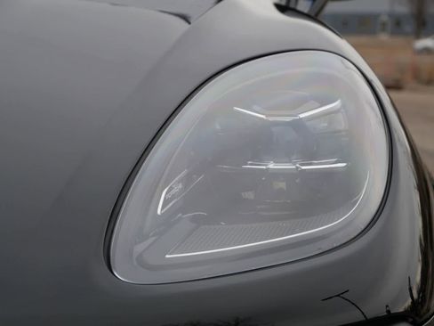 New 2026 Porsche Macan S image 6