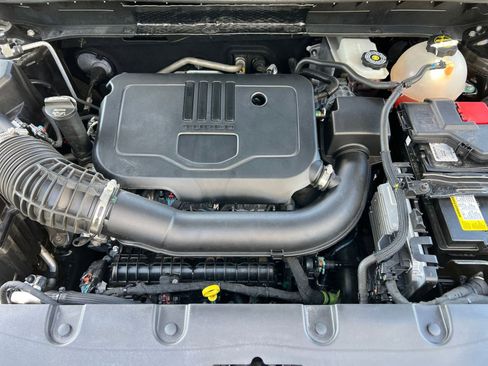 Used 2025 Chevrolet Blazer LT image 28