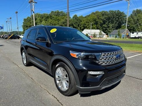 Used 2023 Ford Explorer Limited w/ Limited Technology Package AWD/4WD image 3