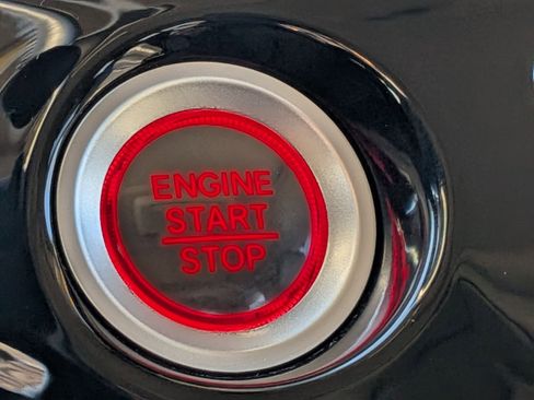 Certified 2020 Honda Pilot Elite image 18