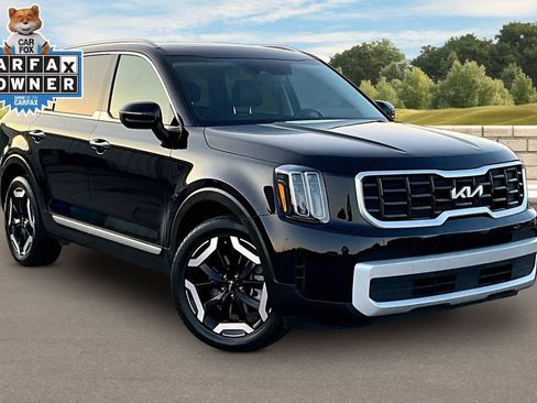 Used 2025 Kia Telluride S AWD/4WD image 2