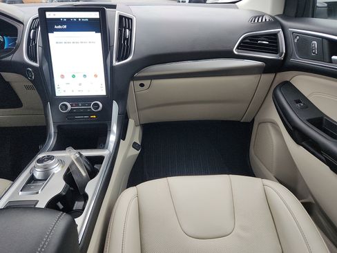 Certified 2022 Ford Edge Titanium w/ Equipment Group 301A image 11