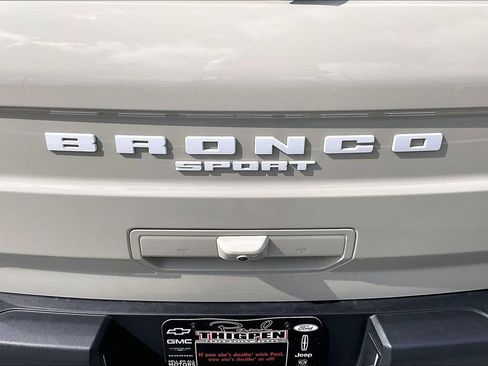 Certified 2025 Ford Bronco Sport Outer Banks w/ Outer Banks Tech Package+ AWD/4WD image 8