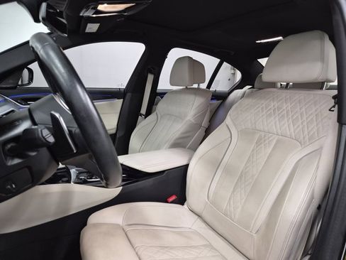 Used 2021 BMW 540i 540i w/ M Sport Package image 21