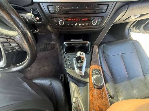 Used 2015 BMW 328i Sedan w/ Premium Package RWD image 19