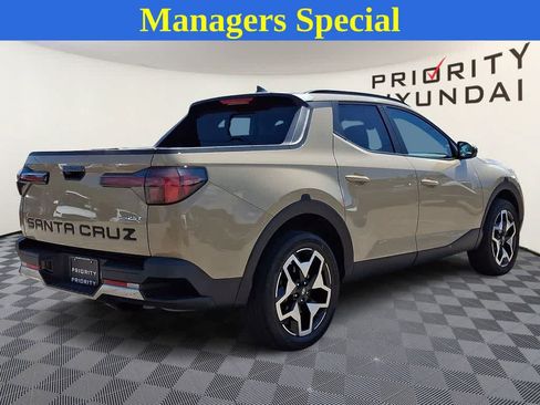 Used 2024 Hyundai Santa Cruz Limited AWD/4WD image 4