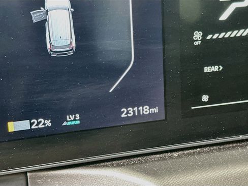 Used 2024 Kia EV9 Light RWD image 19