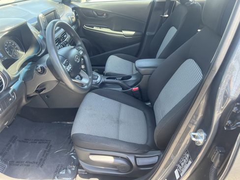 Used 2021 Hyundai Kona SE FWD image 12