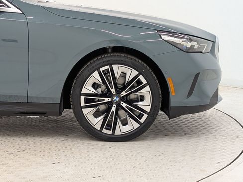 New 2026 BMW 530i w/ Premium Package RWD image 12