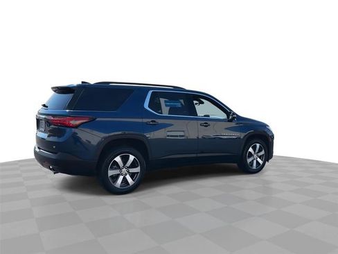 Certified 2023 Chevrolet Traverse LT w/ LT Premium Package AWD/4WD image 8