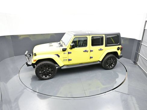 Used 2023 Jeep Wrangler Unlimited Sahara w/ Cold Weather Group AWD/4WD image 48