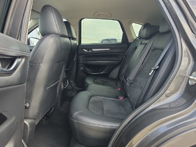 Used 2017 MAZDA CX-5 Touring FWD image 12