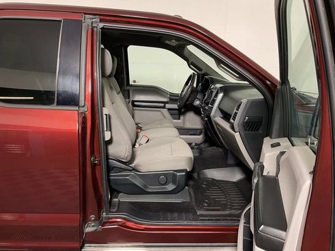 Used 2016 Ford F150 XLT AWD/4WD image 32