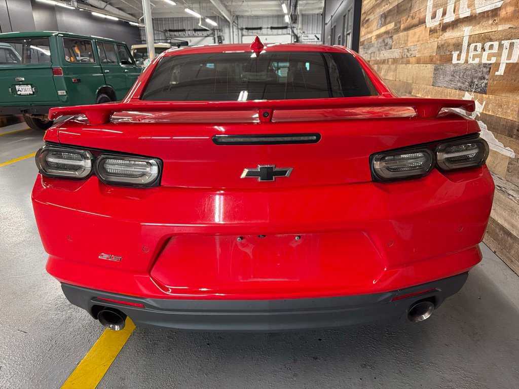 Used 2019 Chevrolet Camaro SS RWD image 8