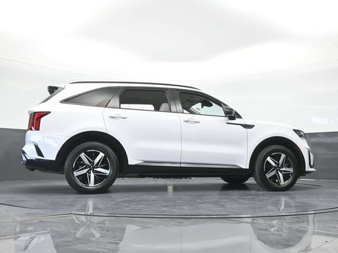 Used 2023 Kia Sorento EX FWD image 65