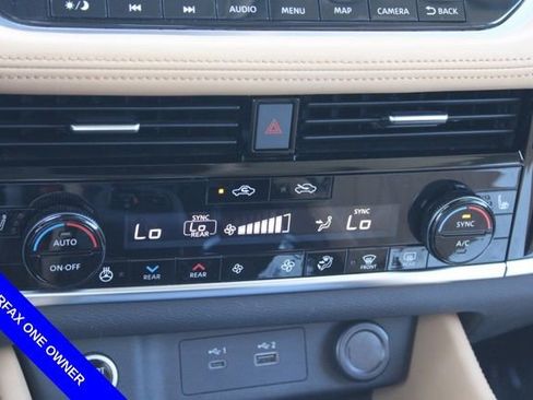 Used 2021 Nissan Rogue Platinum image 40