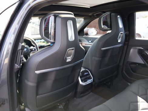 Certified 2023 BMW 740i 740i Sedan RWD w/ Parking Assistance Package image 10