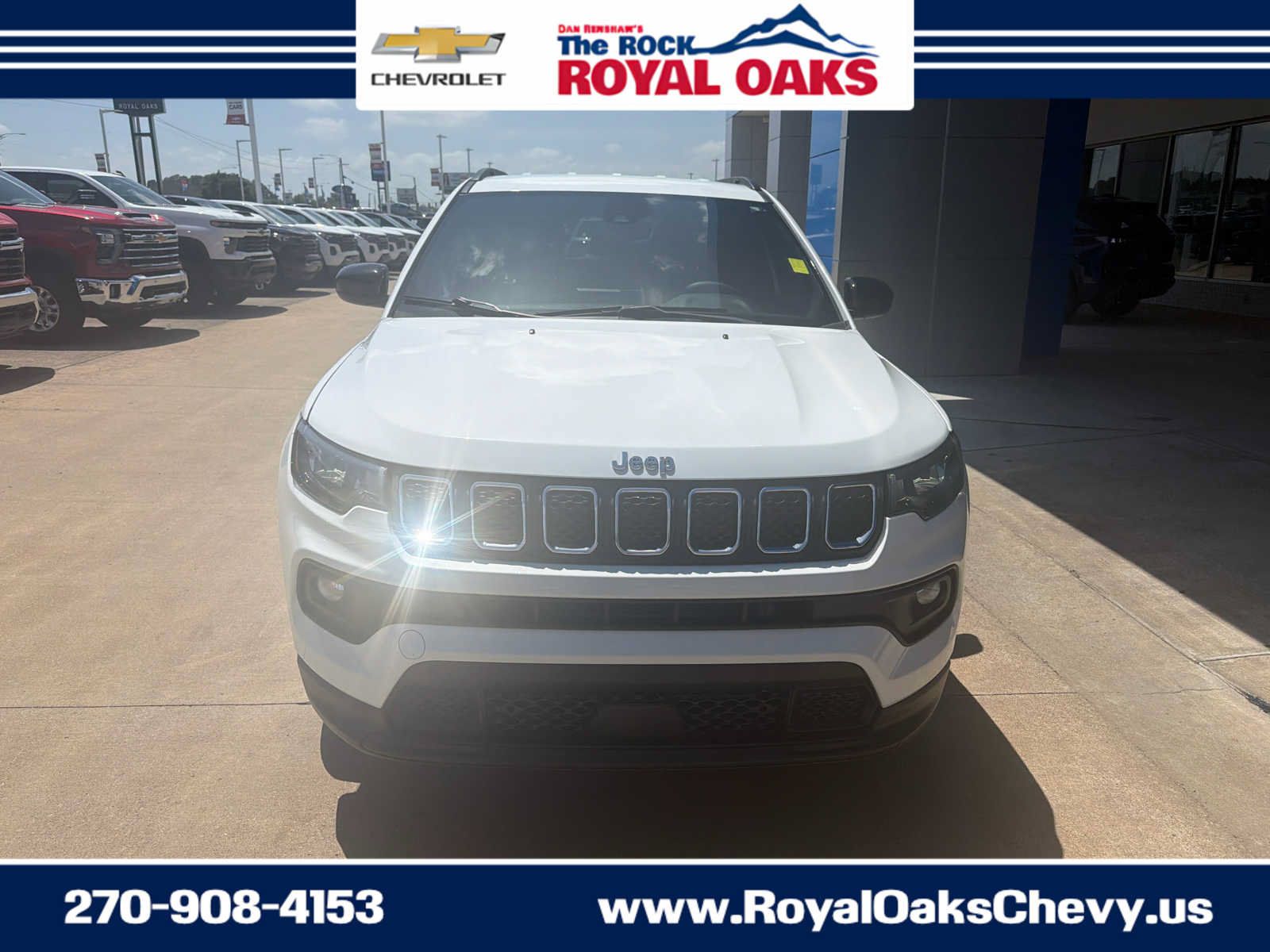 Used 2023 Jeep Compass Latitude AWD/4WD image 9