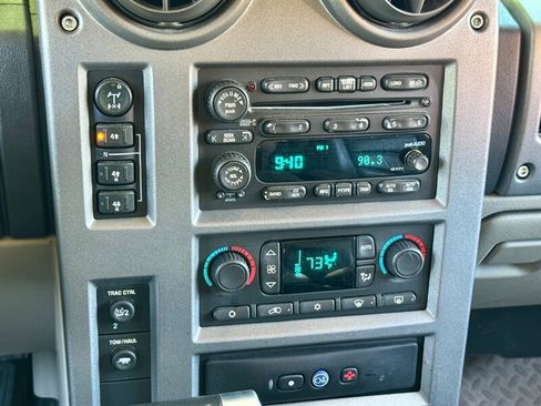 Used 2003 HUMMER H2 w/ Preferred Equipment Group AWD/4WD image 28