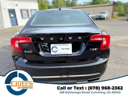 Used 2017 Volvo S60 T5 Inscription image 8