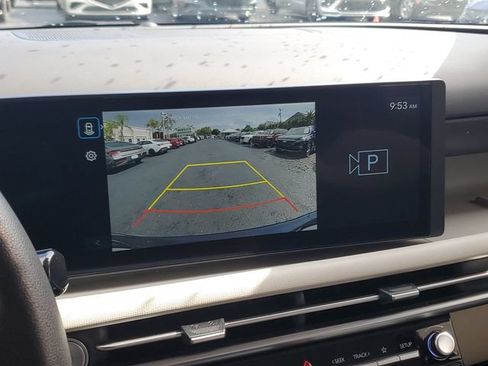 Certified 2025 Hyundai Tucson SEL FWD image 18