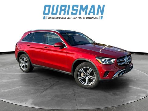 Used 2021 Mercedes-Benz GLC 300 4MATIC w/ Premium Package image 1
