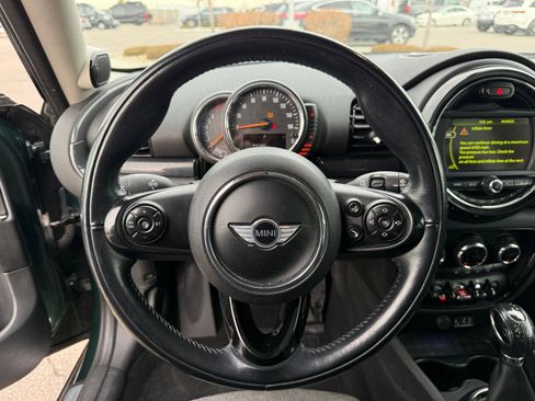 Used 2017 MINI Cooper Clubman w/ Premium Package image 9