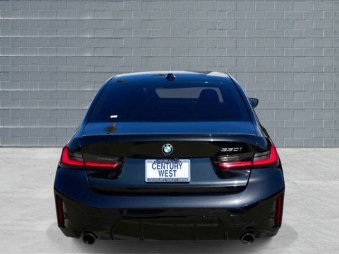 Used 2024 BMW 330i Sedan w/ M Sport Package RWD image 4
