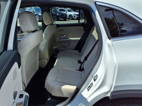 Used 2026 Mercedes-Benz GLA 250 4MATIC image 12