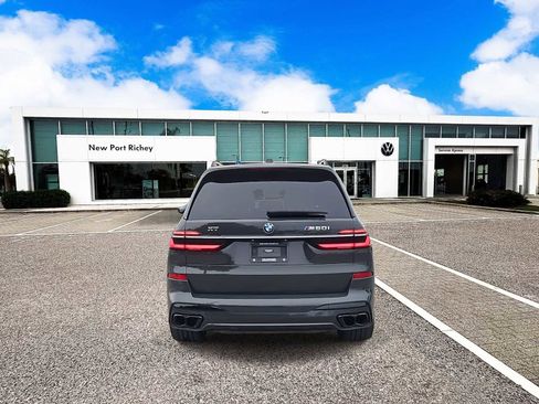 Used 2023 BMW X7 M60i w/ Executive Package image 7