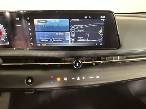 Used 2023 Nissan Ariya FWD image 23