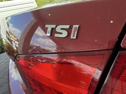 Used 2015 Volkswagen Passat 1.8T Limited Edition image 11