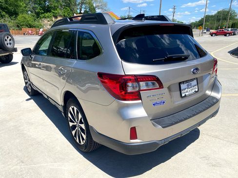 Used 2016 Subaru Outback 2.5i Limited image 8