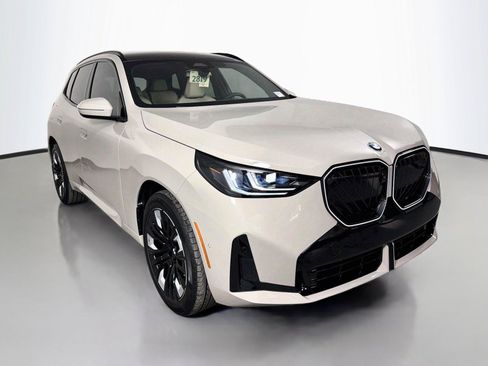 New 2026 BMW X3 xDrive30i w/ Premium Package AWD/4WD image 3