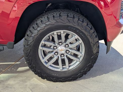 Certified 2026 Chevrolet Colorado LT w/ LT Convenience Package RWD image 12